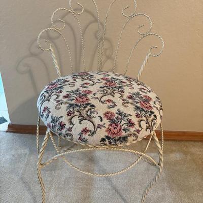 Cute Chair