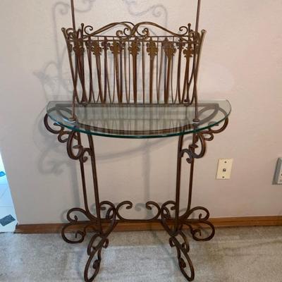 Metal Table & Magazine Basket