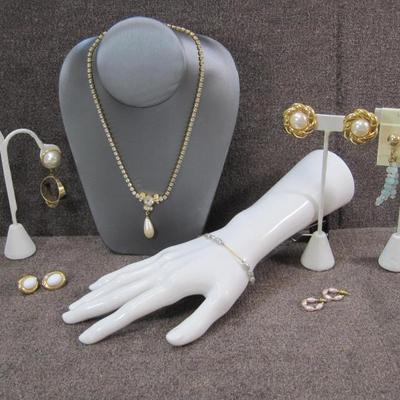 Sale Photo Thumbnail #81