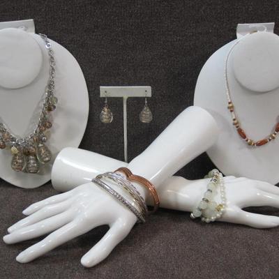 Sale Photo Thumbnail #121