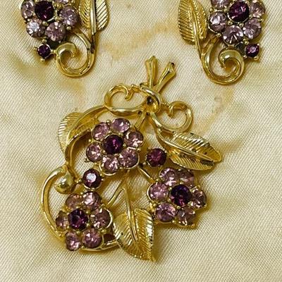 “Coro”  Vintage Brooch and Earring Set