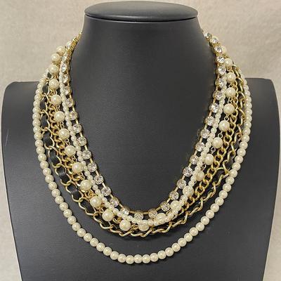 Jewels by “Park Lane” Exclusive NWT Vintage Necklace