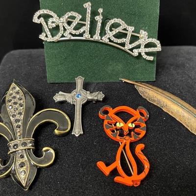 “Boehm @ Home” Cross Brooch and More