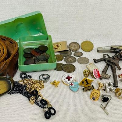 Men’s Vintage Pocket Finds