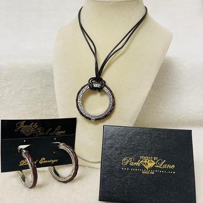 Jewels by “Park Lane” Leather Jewelry Set