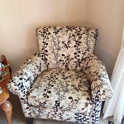 Sale Photo Thumbnail #16: King hickory armchairs 