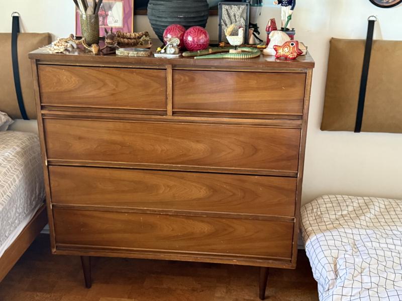 Sale Photo Thumbnail #176