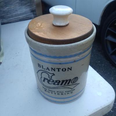 Advertising canister