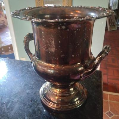 Silverplatewine cooler