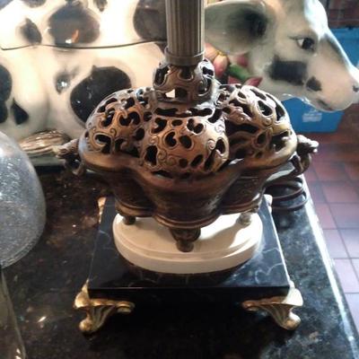 Asain censor lamp