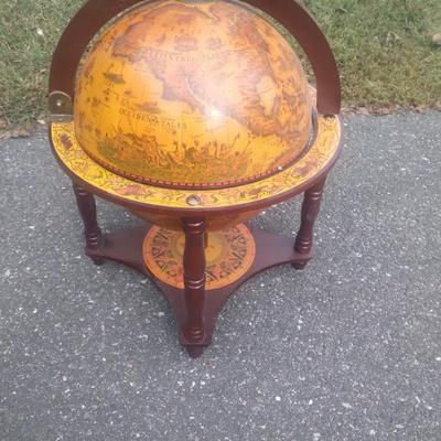  Decorator World globe tantalus