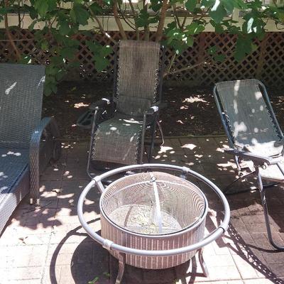 Outdoor Chairs and Fire Set