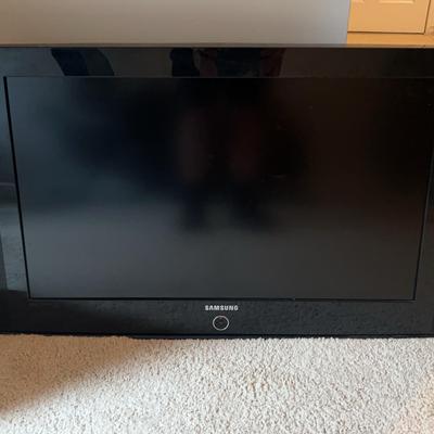 Samsung 32” - Model LN32A330J1D