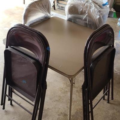 2 Poker Tables With 8 Folding Tables
