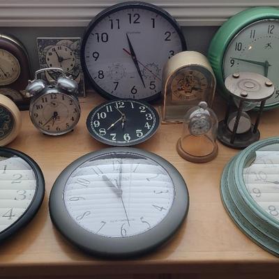 Clocked In: Array Of Clocks