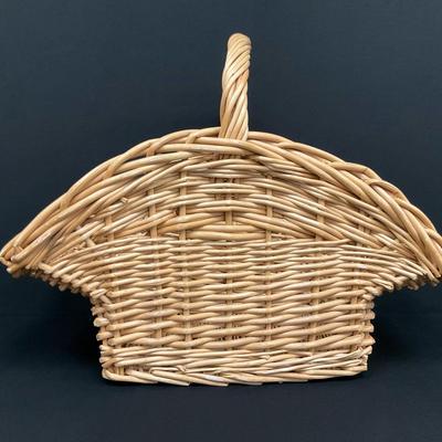 Large Natural Fiber Flower-Gathering Basket