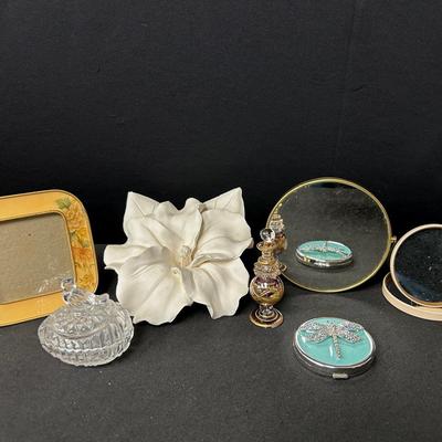 Vanity Decor