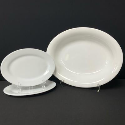 Williams-Sonoma Oval Serving Dishes