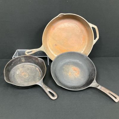 Cast Iron Frying Pans