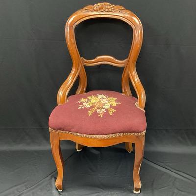 Victorian Parlor Chair