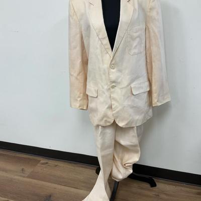 Basco Linen Suit, Size M/34