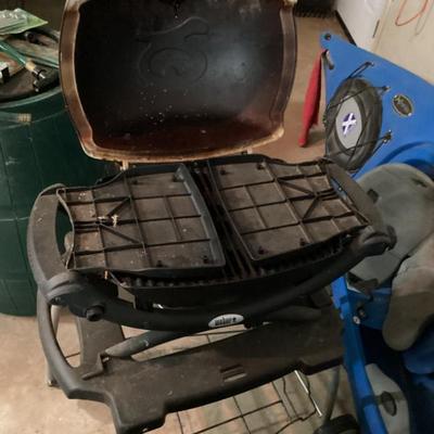 Sale Photo Thumbnail #37: Weber grill