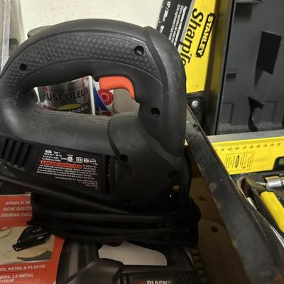 Sale Photo Thumbnail #40: Black and decker jigsaw