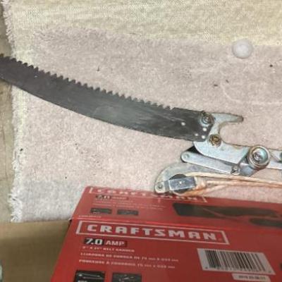Sale Photo Thumbnail #43: Craftsman pole saw