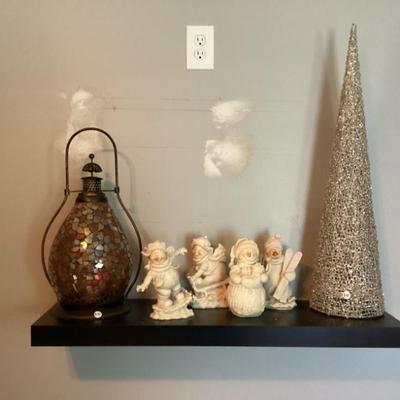 Sale Photo Thumbnail #67: Set of 4 snow figurines