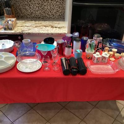 Sale Photo Thumbnail #100: Varity of dishes