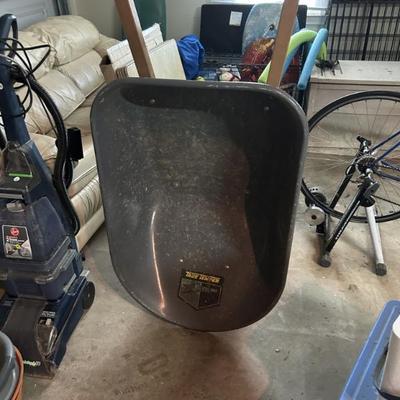 Sale Photo Thumbnail #53: Wheel barrow