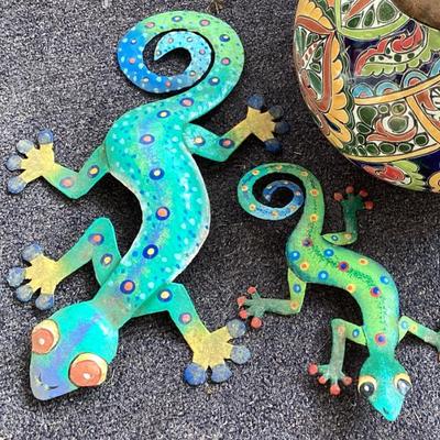 Sale Photo Thumbnail #69: Wall art metal geckos