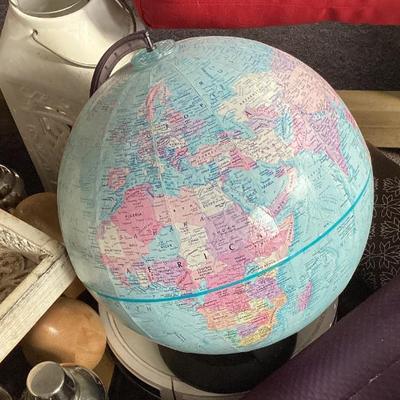 Sale Photo Thumbnail #62: Globe