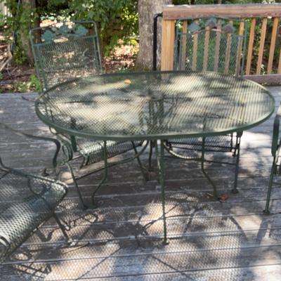 Outdoor Green Metal Table & Chair Set