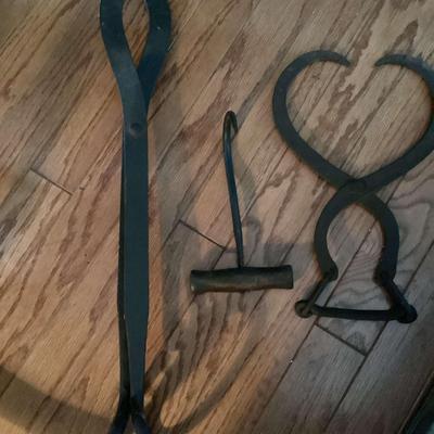 Three Iron Ice House Tools