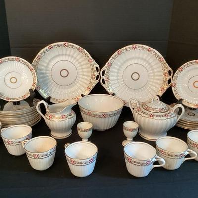 Gold & White Floral Pattern China