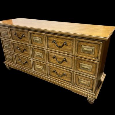 Thomasville Six Drawer Dresser