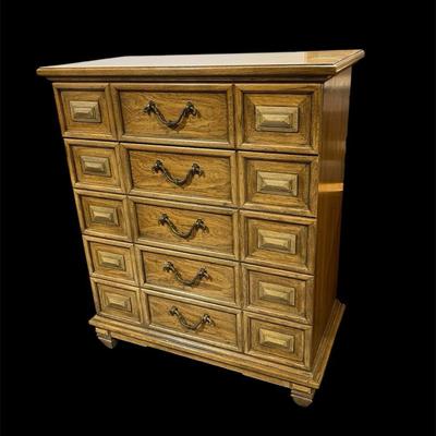 Thomasville Chest Of Five Drawers