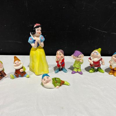 Disney Snow White And The Seven Dwarves Figurine Set Made in Japan