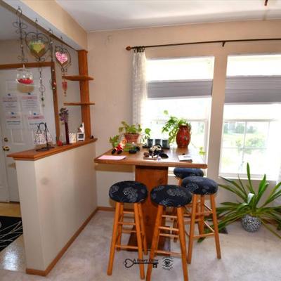 075 dinng room