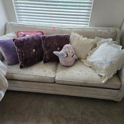 Sale Photo Thumbnail #82
