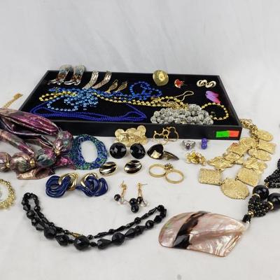 Sale Photo Thumbnail #200