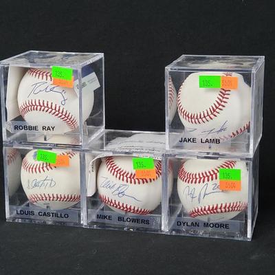 Sale Photo Thumbnail #149