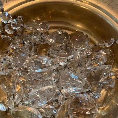 Individual crystal teardrops. 