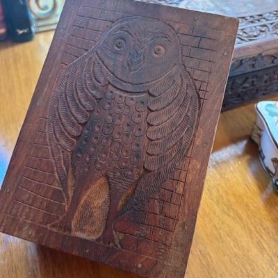 Carved wood owl flip top box. 