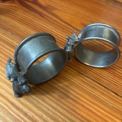 Pair of pewter napkin rings 