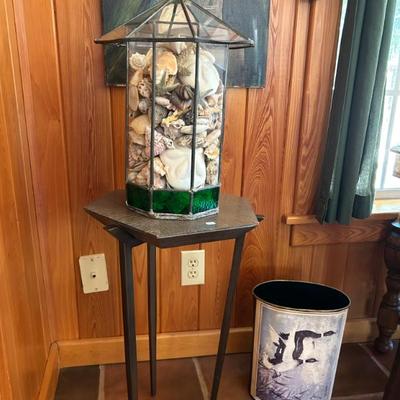 Love this piece. Includes all shells. 