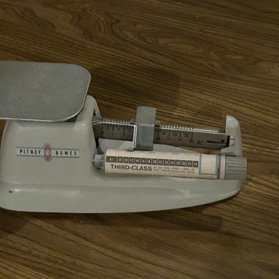 Vintage Pitney Bowes Postage Scale 