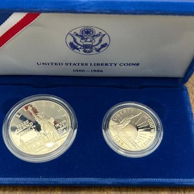 1986 United States Liberty Coin Two Piece Silver Proof Set 