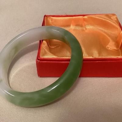 CMS085 Green & White Jade Bangle Bracelet New